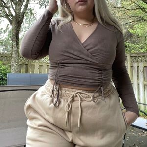 FashionNova Brown tied crop top